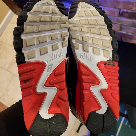 Nike Air Max 90 Sneakers - Picture 3 of 4